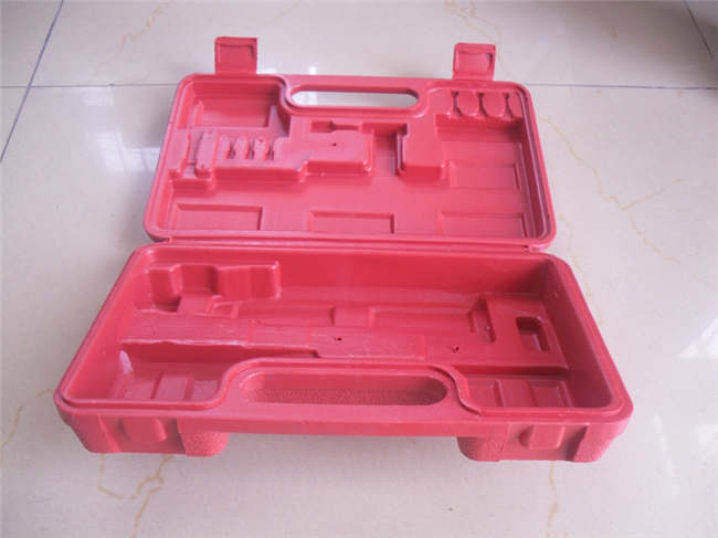 吹塑加工_吹塑制品設(shè)備使用前要注意什么？